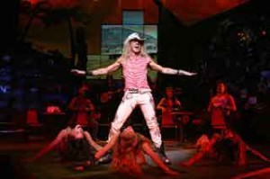 carpinello_james_dans_rock_of_ages James Carpinello dans <i>Rock of Ages</i> sur Broadway © Joan Marcus