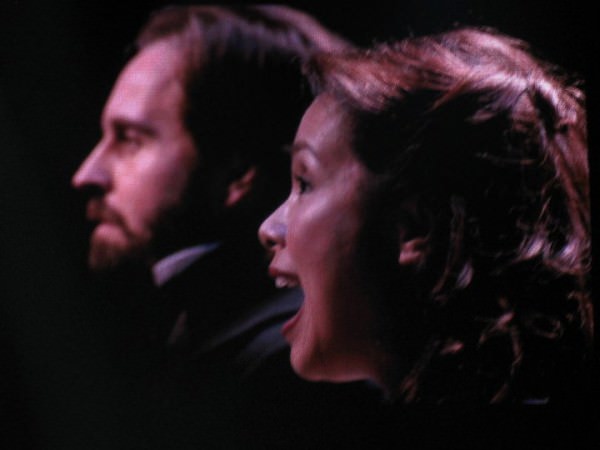 Alfie Boe (Valjean) et Lea Salonga (Fantine) au concert du 25e anniversaire des Misérables, à Londres (c) Regard en Coulisse